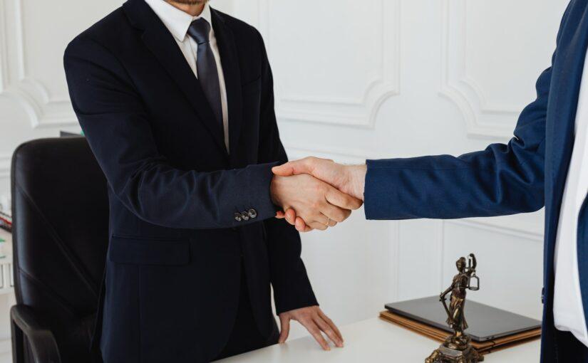Tips for Choosing the Right Lawyer
