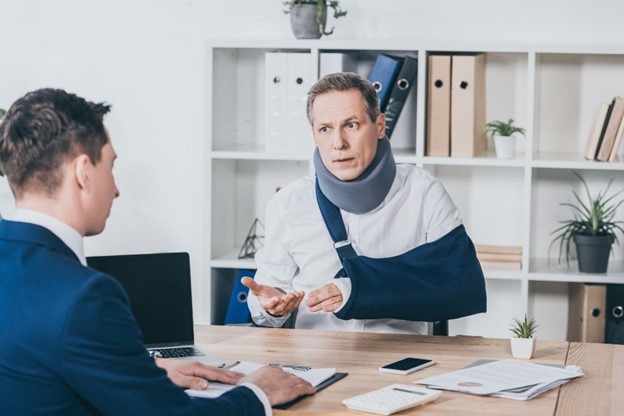How to Select a Lawyer for Workplace Accidents